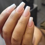 خدمات تخصصی ناخن و مژه اکرم نقی لو