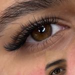 اکستنشن مژه و لیفت و لمینیت مژه و ابرو