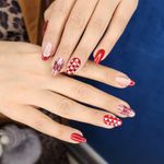 خدمات تخصصی کاشت ناخن ناهید