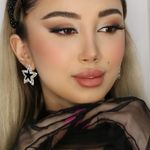 ارایشگاه زنانه وسالن زیبایی رز سرخ