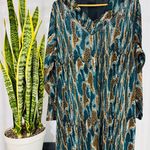 فروشگاه پوشاک مردانه و زنانه افرا(میبد)