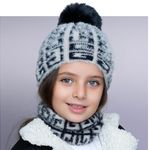 پخش و فروش عمده کلاه و شال بافتنی سام