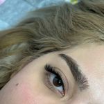 اکستنشن و لیفت مژه مَری استایلشر