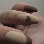 خدمات تخصصی ناخن و پدیکور اسما