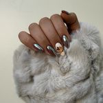 سالن تخصصی کاشت ناخن و مژه ثمینه حجازیان