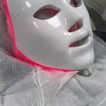 کلینیک پوست،مو و زیبایی دکتر  صادقی