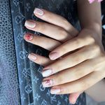 خدمات کاشت ناخن