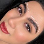 آموزش واجرای تخصصی اکستنشن مژه،ابروفریده