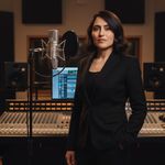 آموزش صداسازی و آواز رعنا زیبا