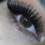 خدمات تخصصیِ اکستنشن مژه،کاشت،لیفت نگار