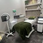 مرکز لیزر دکتر آرنا زارعی