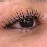 مرکز تخصصی مو و زیبایی سمیه داوری