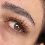 خدمات تخصصی اکستنشن مژه بیتا