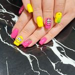 خدمات تخصصی کاشت ناخن نوژان