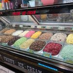 آبمیوه و بستنی ملو