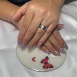 کاشت ناخن و ترمیم ناخن رویا