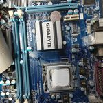 کلبه دیجیتال دارکوب