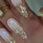 سالن زیبایی رز سرخ