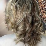 سالن زیبایی رز سرخ