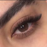 اکستنشن مژه نیل