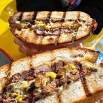 گریل چیز