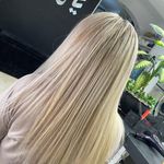 آرایشگر رنگ و لایت کراتین الی یاس مینا