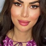 سالن زیبایی مانیا