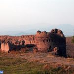 تپه قلعه زاوه