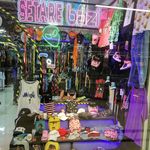 مجموعه فروشگاه های ستاره بازی و گنگ بازی