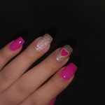 آموزش کاشت ناخن و ارائه خدمات ناخن زهرا