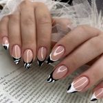 خدمات و آموزش تخصصی ناخن بهار اسدی