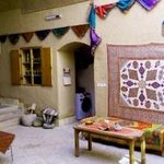 اقامتگاه بومگردی نارتی تی تفت 