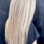 آرایشگاه زنانه عاطی بیوتی(آفر ناخن ورنگ)