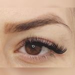 ساری مژه کیانا