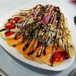 بستنی فروشی اس  توایی