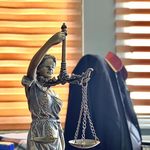 خدمات حقوقی  وکالتی با وکلا وندادگروپ