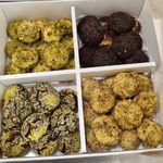 کیک وشیرینی وشکلات خانگی نفیس