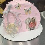 کیک وشیرینی وشکلات خانگی نفیس