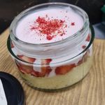 کیک وشیرینی وشکلات خانگی نفیس