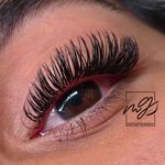 اکستنشن مژه مریم قربانی