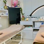 کلینیک زیبایی پوستینو