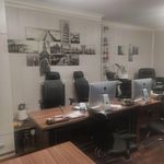 کارشناسان املاک نارون