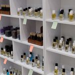 فروشگاه اینترنتی عطر سیبا