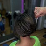 سالن ناخن روسی و زیبایی تمام استریل رخ