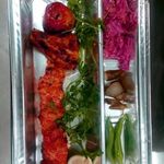 تهیه غذا دایی جون 