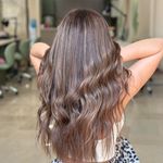 سالن زیبایی ریوا