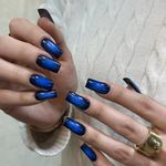 مرکز تخصصی کاشت ناخن و مژه لونا