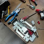 خدمات تخصصی سوییچ و ریموت و کلیدسازی