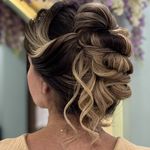 آرایشگاه زنانه دیبا مسیح