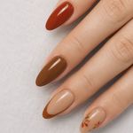 خدمات تخصصی ناخن آیدا